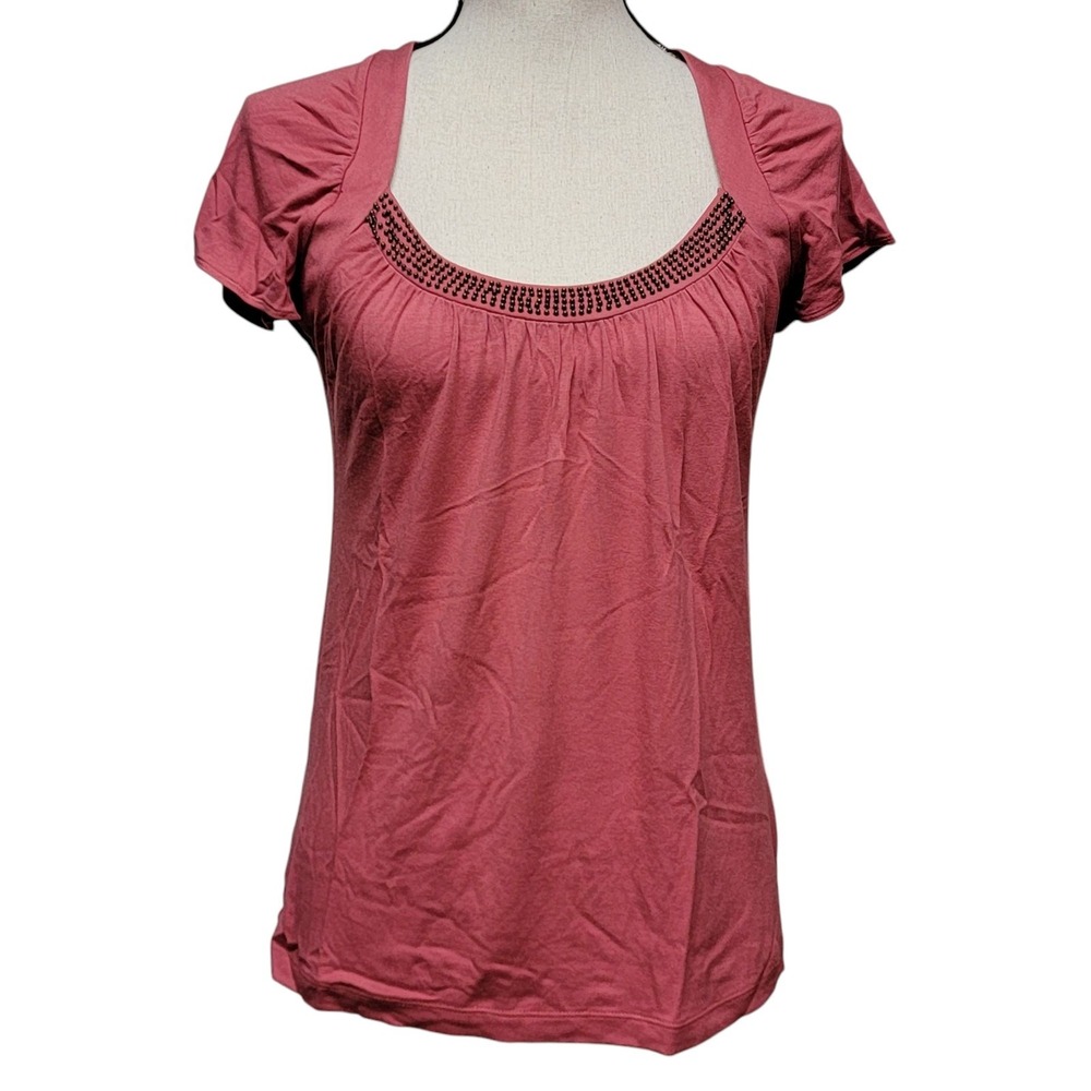 New York & Co Pink Knit Top Womens XS Beaded‎ Neckline Y2K Going Out Date Night